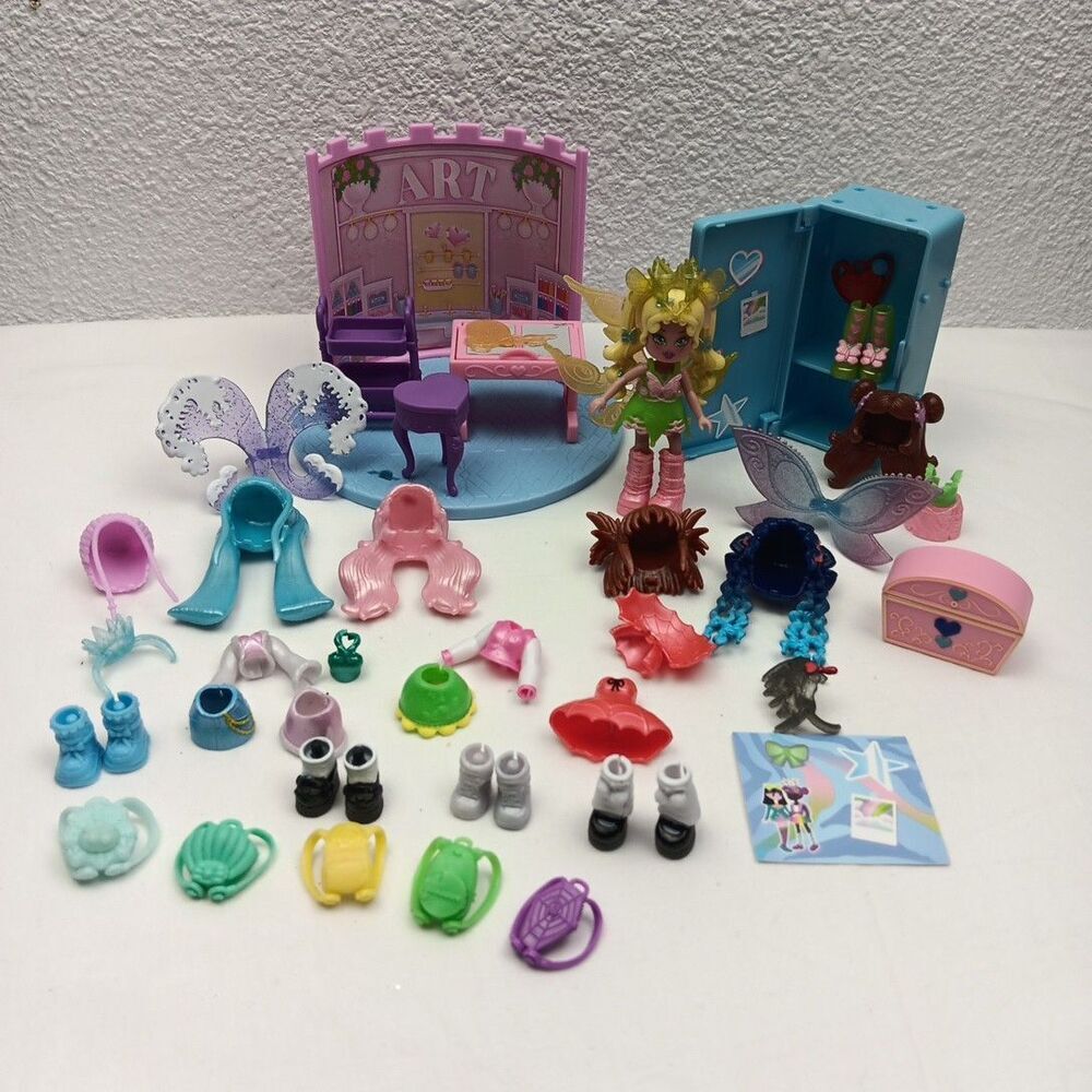 Royale High Mixed Lot Art Class Playset Nature Fairy Locker Wigs Clothes Boots
